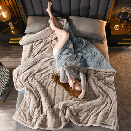 Autumn and Winter Coral Velvet Quilted Blanket