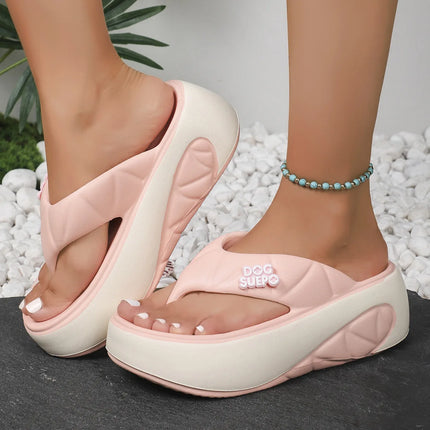 Women Slippers New 2024 Summer Casual Women Sandals Style Fashion Rivet Flip Flops Top Quality Flat Solid Slippers Slides Women