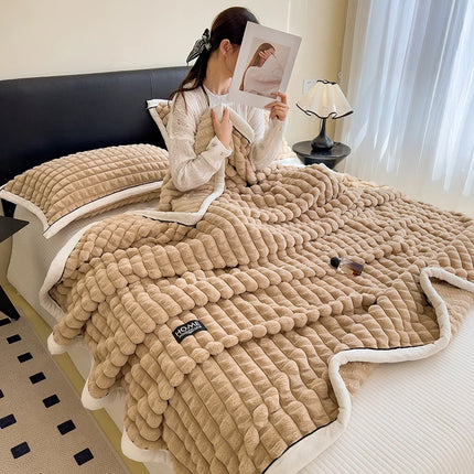 Blankets New Golden Mink Fleece Blanket Multifunctional Cover Sofas Four Seasons Blanket