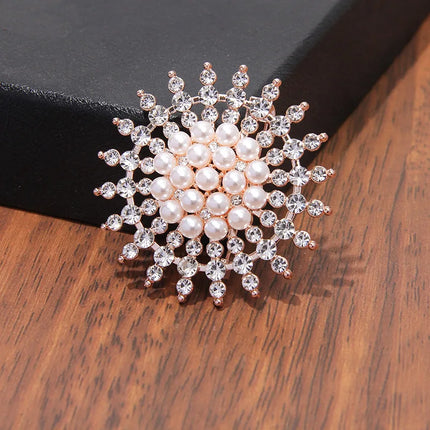 New Shiny Sun flower Brooches For Women Luxury Big Pearl Rhinestone Brooch Pins Jewelry Dress Suit Accessories Wedding Gifts
