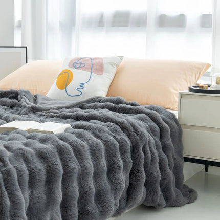 Luxury Faux Rabbit Fur Blankets for Beds Winter Fluffy Plush Throw Blanket