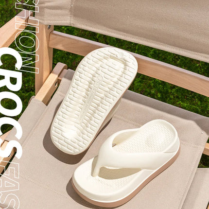 Woman flip flops Popular Design Shoes 2024 trend Casual Platform Sandals non-slip Outdoor slippers Unique features Flat sandals