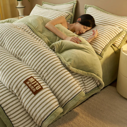 Winter quilts milk fleece cotton bedding thickened blanket warm dormitory single