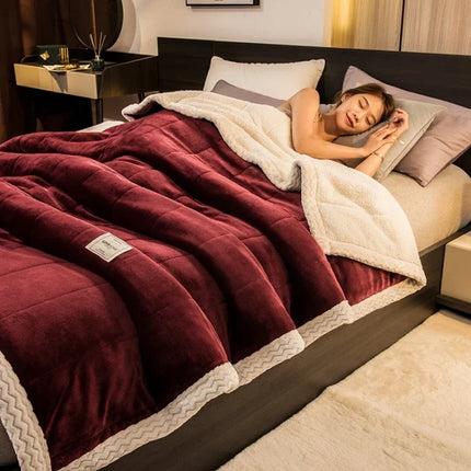 New Coral Fleece Autumn Winter Warm Blankets For Bed 3 Layers Thicken Flannel Blanket Quilt Soft Comfortable Warmth Quilts