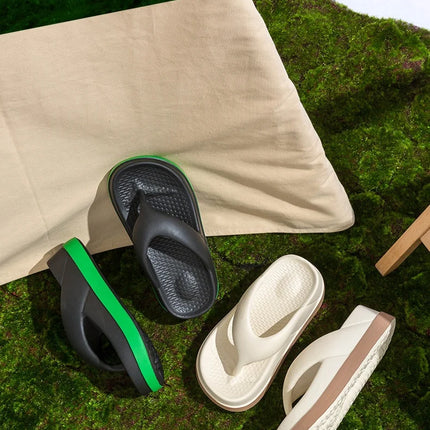 Woman flip flops Popular Design Shoes 2024 trend Casual Platform Sandals non-slip Outdoor slippers Unique features Flat sandals