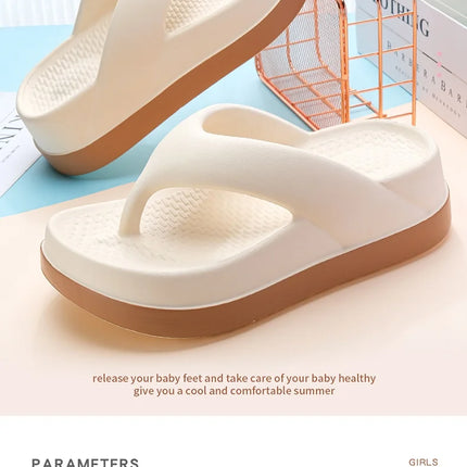 Woman flip flops Popular Design Shoes 2024 trend Casual Platform Sandals non-slip Outdoor slippers Unique features Flat sandals