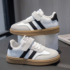 france / 29 / leather white black