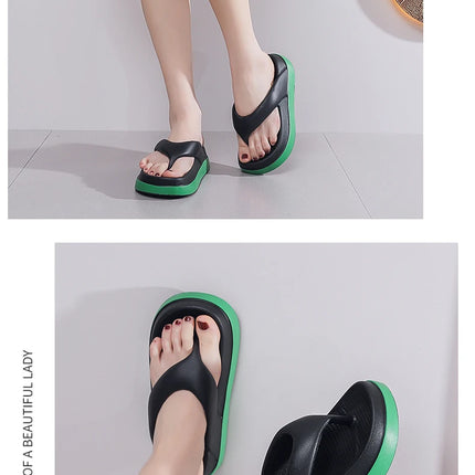 Woman flip flops Popular Design Shoes 2024 trend Casual Platform Sandals non-slip Outdoor slippers Unique features Flat sandals