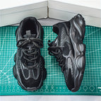 Black / EU 38.5