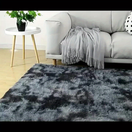 Luxurious Plush Area Mat - Ultra-Soft, Thick Faux Fur Mat in Sleek Gray with Black Accents