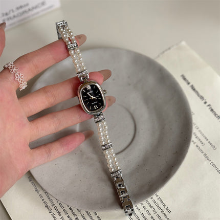 Women's Oval Disk Simple Fashion Pearl Watch