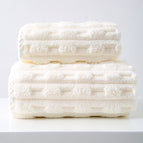 Beige / Towel plus bath towel