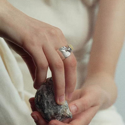 Star-trace Wide-band Ring In A Vintage Artistic Style