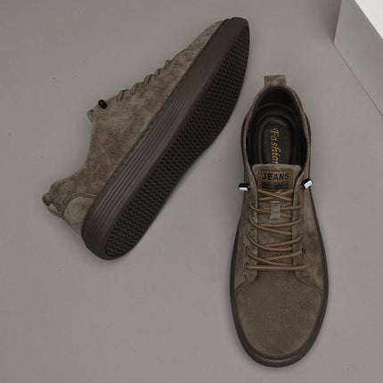 Men's Low-Top Skate Sneakers - Breathable Winter-Ready Skate Shoes with Elastic Closure
