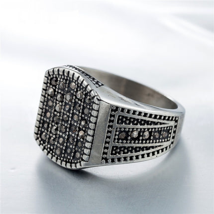 European And American-style Vintage Diamond-studded Titanium Ring For Men