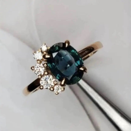 Light Luxury Brass Gold-plated Inlaid Blue Zircon Ring