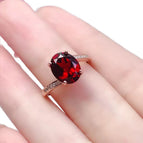 Red / Adjustable Opening