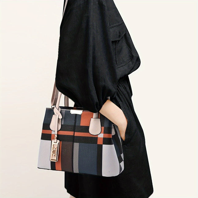 Large Capacity, Adjustable Shoulder Strap, Zipper Closure, Polyester Lining, Perfect for Commuting
