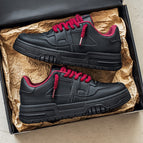 US 7 / Black&Red