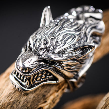 Bold Statement-making Mens Ring Featuring A Rugged Wolf Head Design