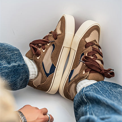 Casual & Sporty Lace-Up Shoes - Men's Retro Low-Top Skate Sneakers - Round Toe with White Upper