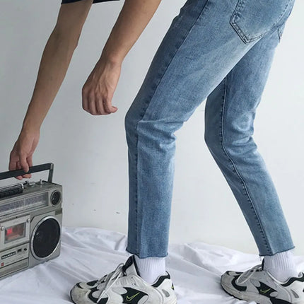 bbb4f300-d591-4651-8f7f-16c038fad53e-Max