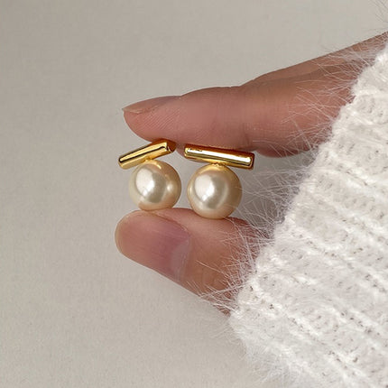 Women's Metal Pearl Stud Earrings