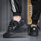Black / EU 38.5