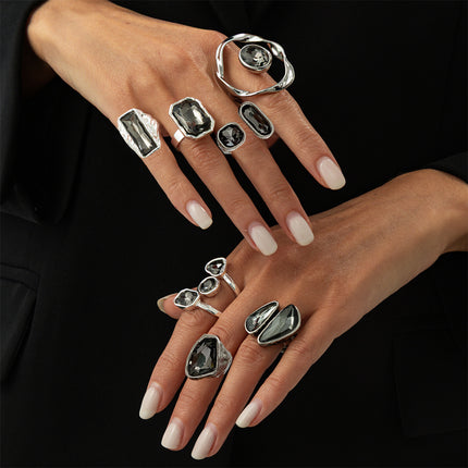 Fashionable Light-Luxury Acrylic Rhinestone Ring Set