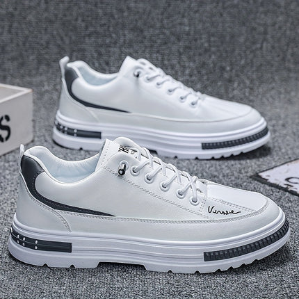 A Pair of Simple And Versatile Casual Sneakers.
