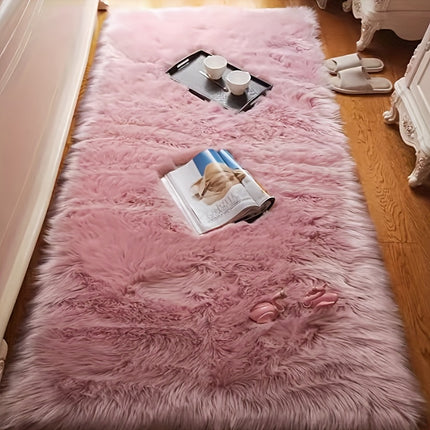 A Single Piece of Faux Carpet for Indoor Use, Extremely Soft And Fluffy, Suitable for Bedrooms.