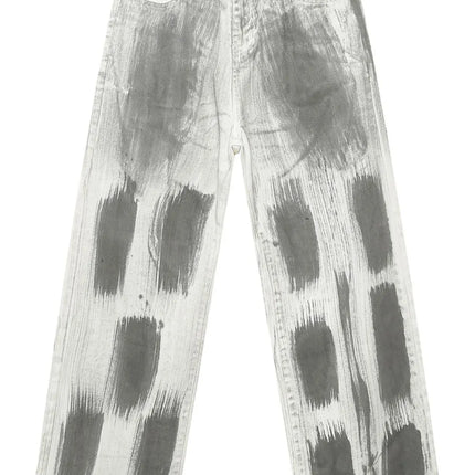 ced56030-c4a4-4019-afa4-8245413d7d2d-Max