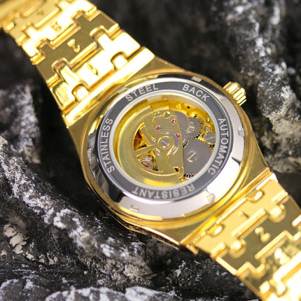 1pc Men'S Yellow Black Steel Strip Retro Style Classic Carved Dragon Pattern