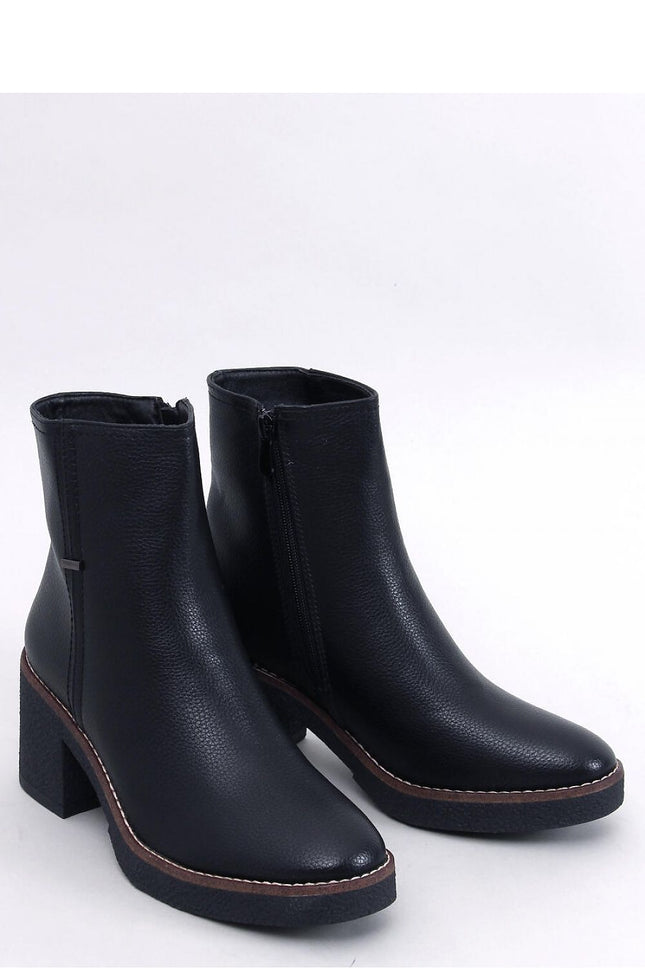 Heel boots model 187386 Inello 