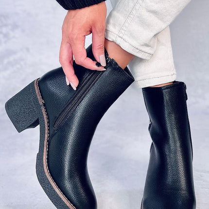  Heel boots model 187386 Inello 