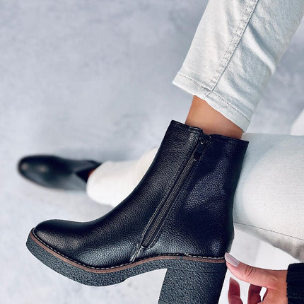  Heel boots model 187386 Inello 