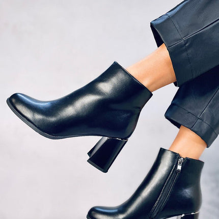  Heel boots model 188620 Inello 