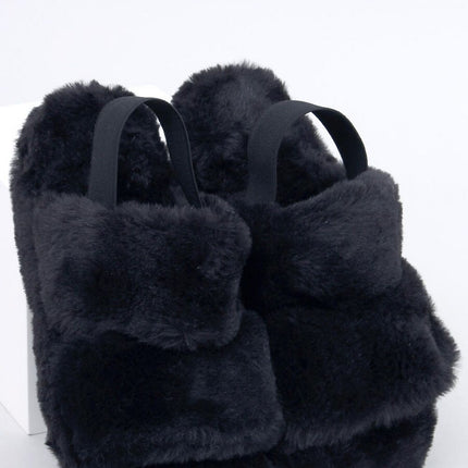  Slippers model 190361 Inello 