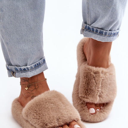  Slippers model 190672 Step in style 