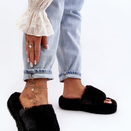  Slippers model 190673 Step in style 