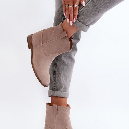  Boots model 191853 Step in style 