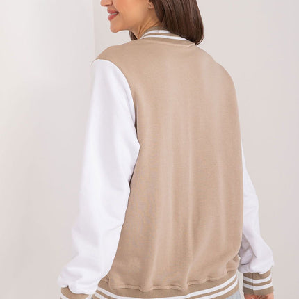  Sweatshirt model 192372 Relevance 