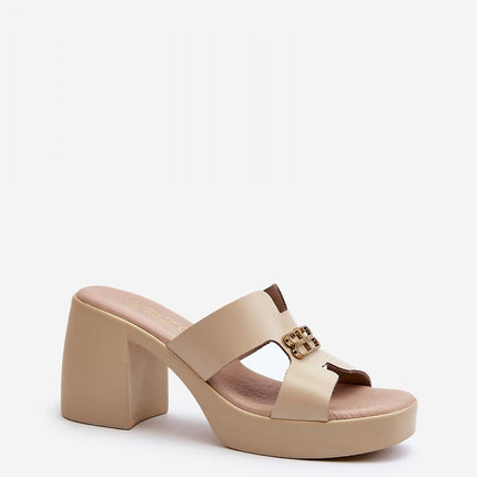  Flip-flops model 195427 Step in style 