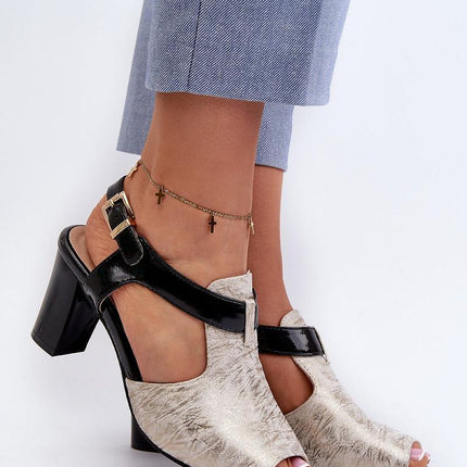  Flip-flops model 196230 Step in style 