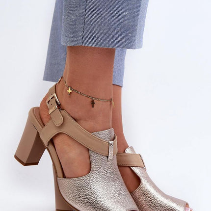  Flip-flops model 196231 Step in style 