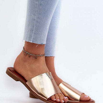  Flip-flops model 196341 Step in style 