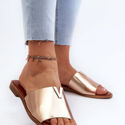  Flip-flops model 196341 Step in style 