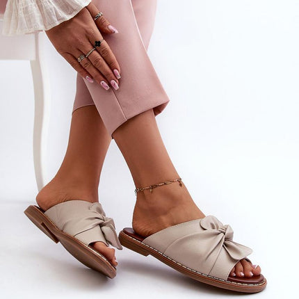  Flip-flops model 196426 Step in style 