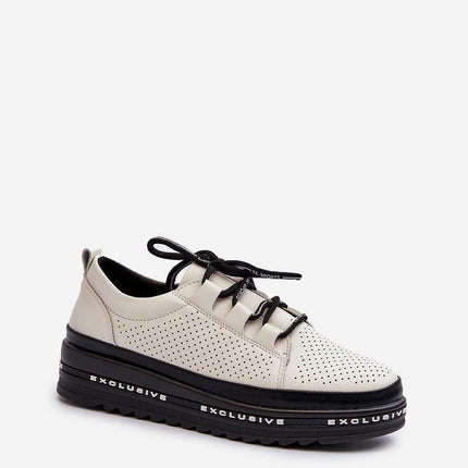  Low Shoes model 198009 Step in style 