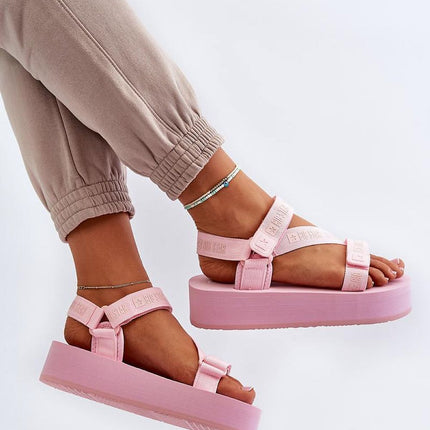  Sandals model 198197 Step in style 